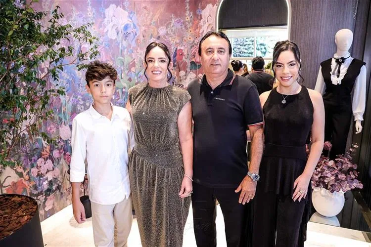 Espaço Della celebra 20 anos de sucesso em evento com muito frisson