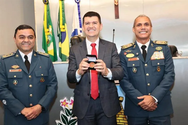 Centenário do Corpo de Bombeiros Militar do Ceará é celebrado na Câmara de Fortaleza