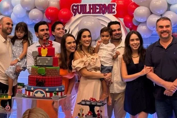 Cláudio Ary comemora os três aninhos do neto Guilherme