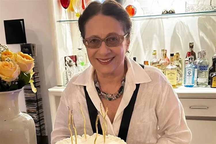 Inez Villaventura celebra a nova idade cercada de carinho