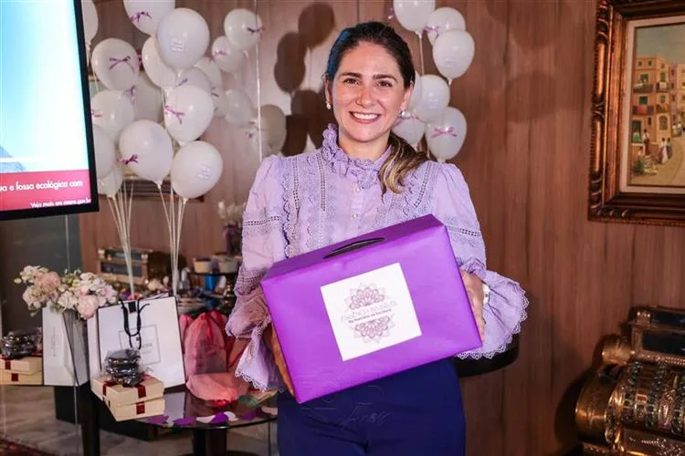 Nathália da Escóssia realiza o evento Essência Invisível