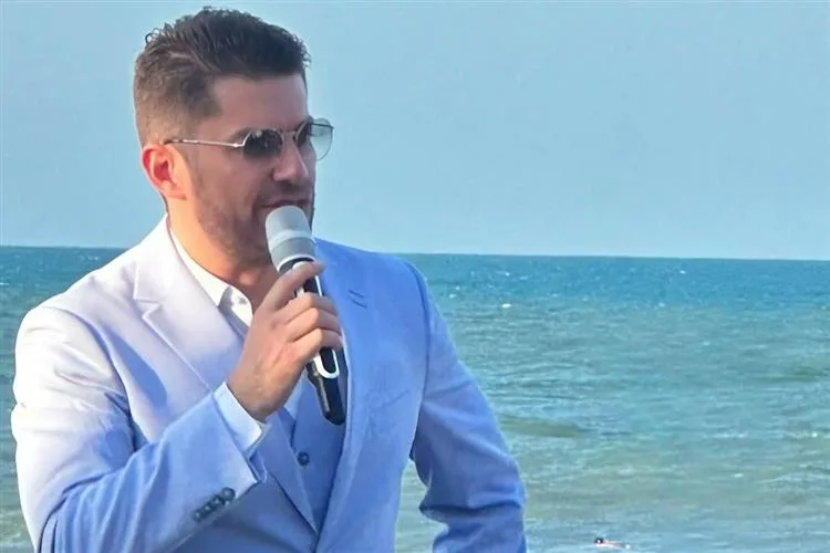 Paulo Benevides comanda o Sunset no Iate