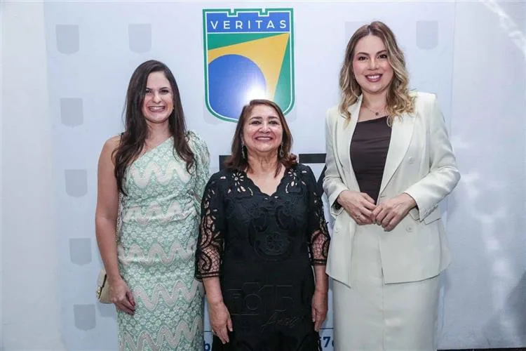 UNI7 entrega a Medalha Agerson Tabosa a personalidades do meio jurídico