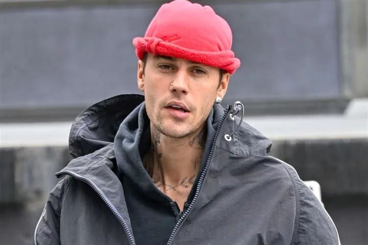 Justin Bieber anuncia retorno aos palcos após três anos