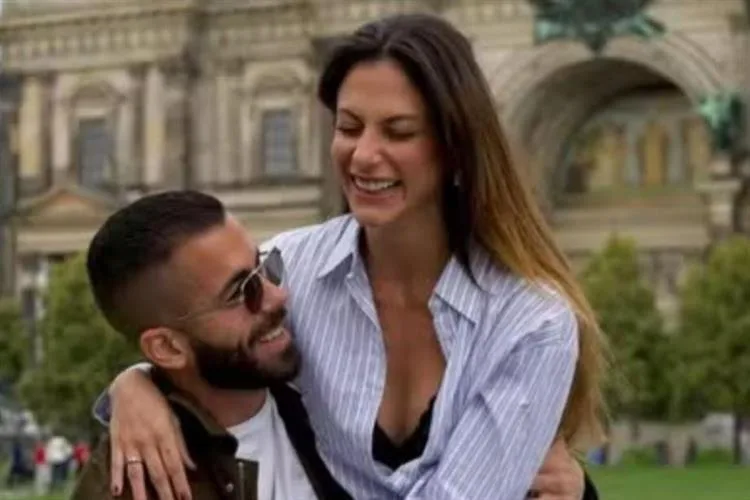 Mari Gonzalez e o cantor Pipo Marques curtem clima de romance na Alemanha