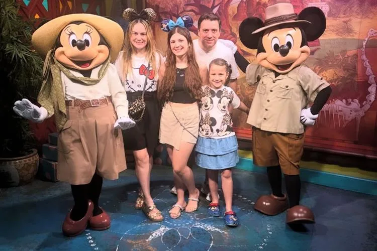 Karla Benevides e Victor Rocha registram momentos felizes nos Estados Unidos