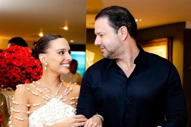 Gabriella Ventura e Leo Couto celebram noivado em grande estilo