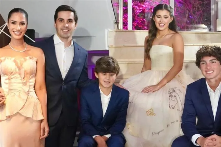 Nicole Pinheiro e Netinho Bayde celebram os 15 anos de Liz Bayde
