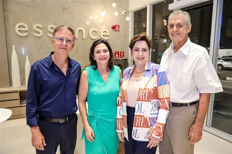 Galeria Essence atrai olhares e encantos com exposição "Arte para Nós", de Ricardo Bisio