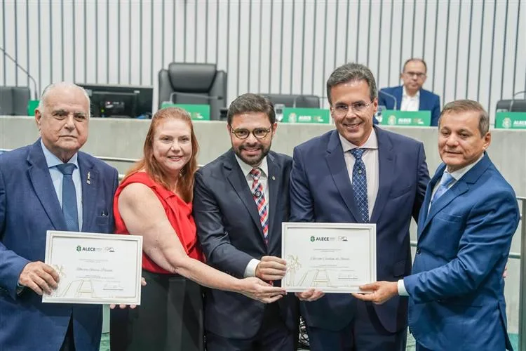 Assembleia Legislativa realizou sessão solene para celebrar 20 anos do São João de Maracanaú