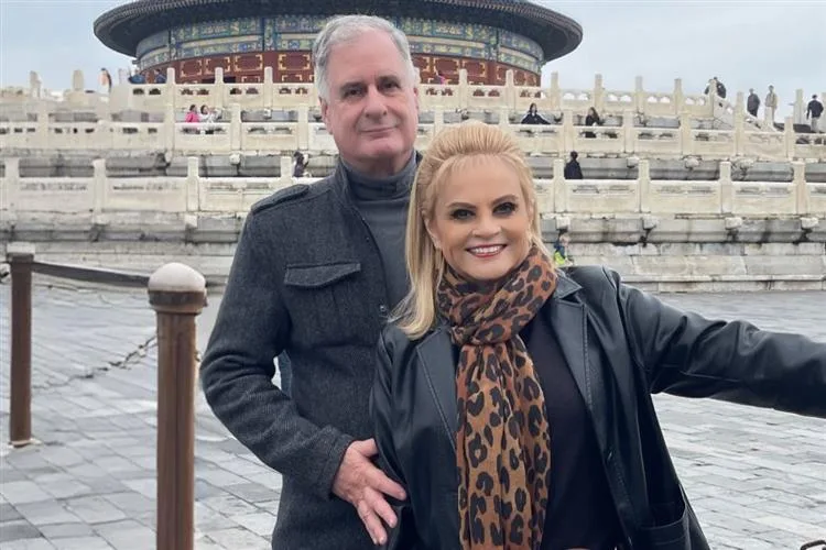 Excelsa e Arthur Costa Lima curtem os encantos da China