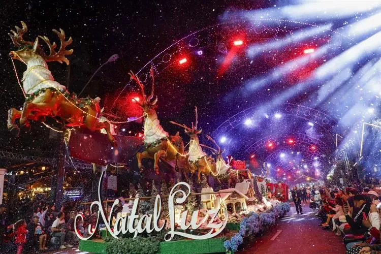 Gramado se prepara para receber 2,8 milhões de turistas durante o 40º Natal Luz