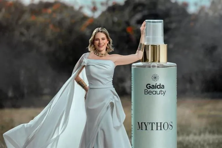 Gaída Dias apresenta Body Splash Mythos, lançamento da Gaída Beauty