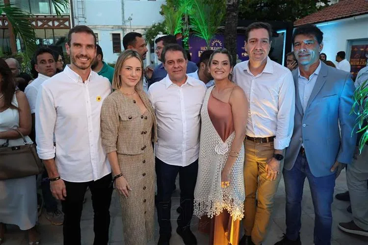 Fortaleza anuncia Luis Marcelo e Gabriel, Wesley e Bruno e Barrone entre atrações do Réveillon 2026