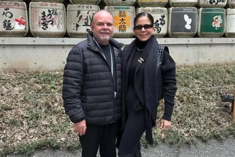Maria Lúcia Negrão e Pedro Carapeba desembarcam no Japão após temporada em Dubai