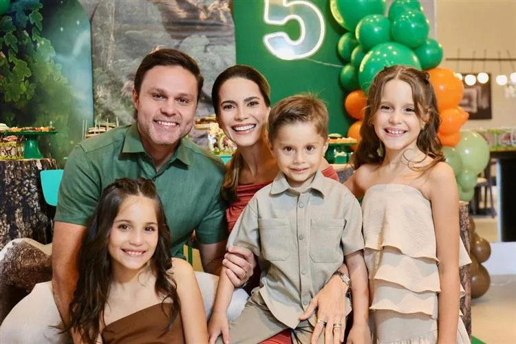 Luciana e Fred Olavo Aragão festejam o quinto aniversário do Fredinho