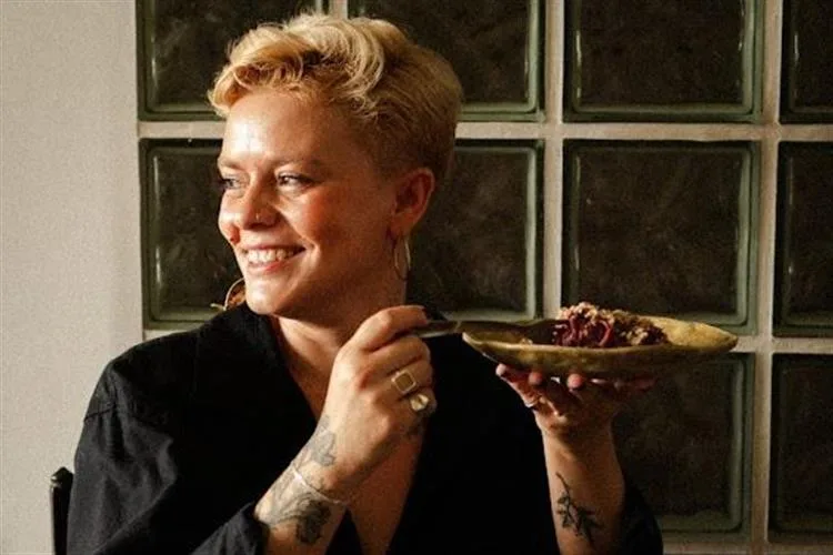 Projeto Mayú Brasileiro destaca as novas técnicas de fermentação com a chef Carol do Carmo