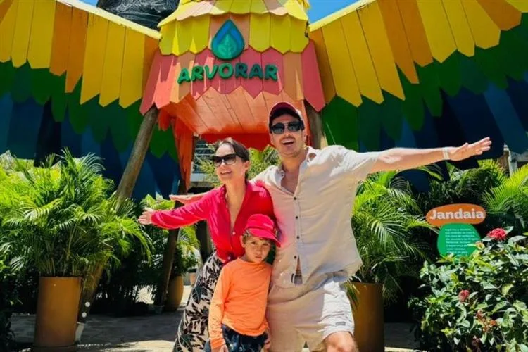 Marcos Veras curte dias de diversão em família no Beach Park