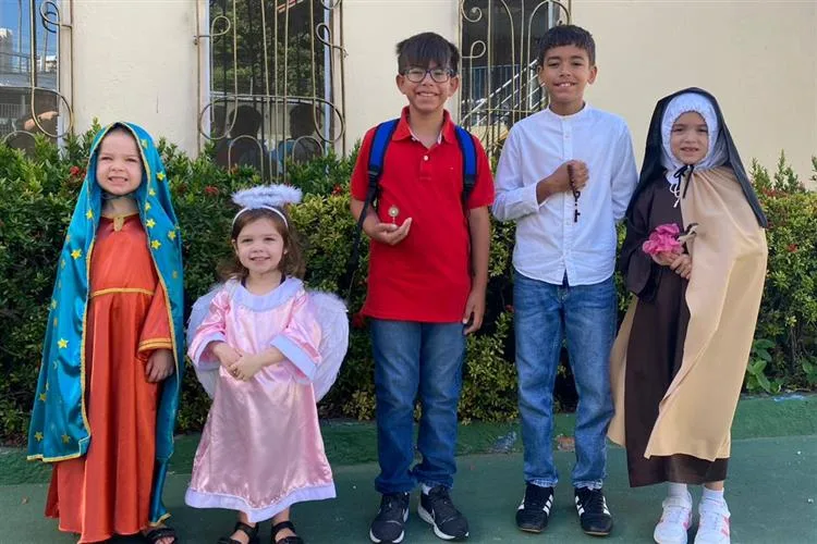 Holywins, o Baile de Todos os Santos, movimenta o Colégio Shalom
