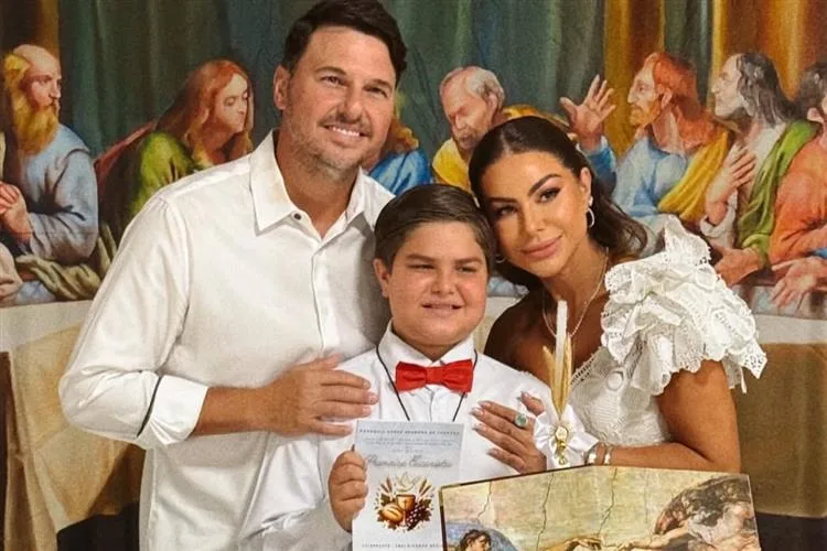 Jamile Lima e Jorge Cambraia celebram a Primeira Comunhão do filho, Lorenzo