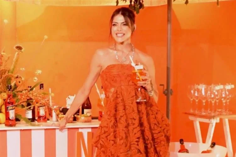 Nayanne Ibiapina causa frisson em party que marcou sus estreia nos 40 anos