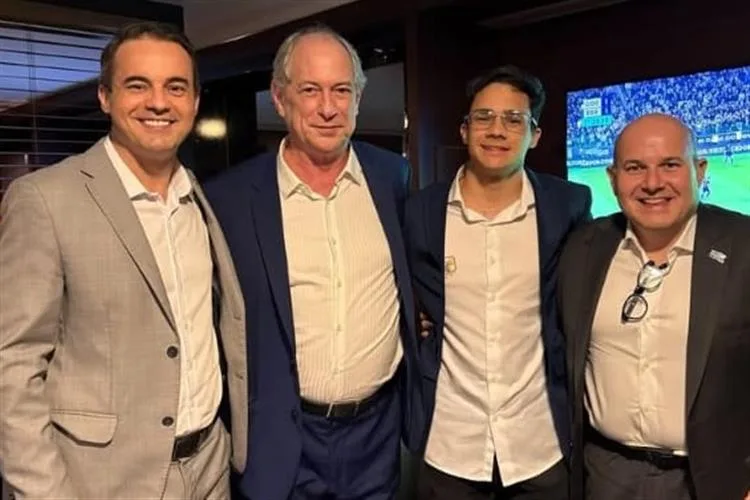Ciro Gomes pede desculpas a Capitão Wagner e diz: "privilégio estar mais perto e te conhecer"