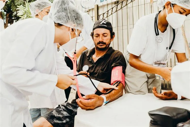 Comunidade Shalom promove Semana do Dia Mundial dos Pobres com ações sociais em Fortaleza e Aquiraz