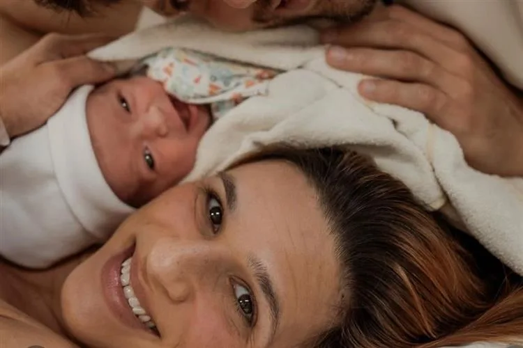 Jade Barbosa anuncia a chegada da primeira filha, Eva