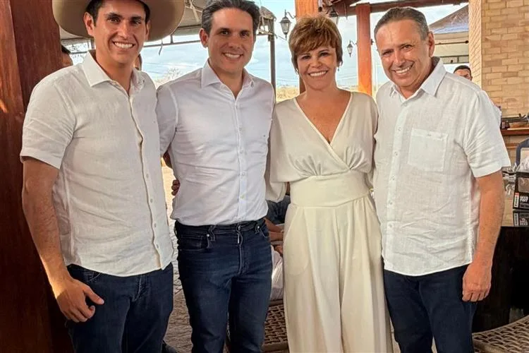 Hugo Motta acompanha FestBerro 2025