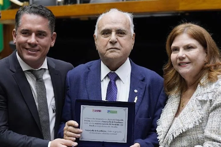 Câmara dos Deputados homenageia os 80 Anos da Vaquejada de Itapebussu