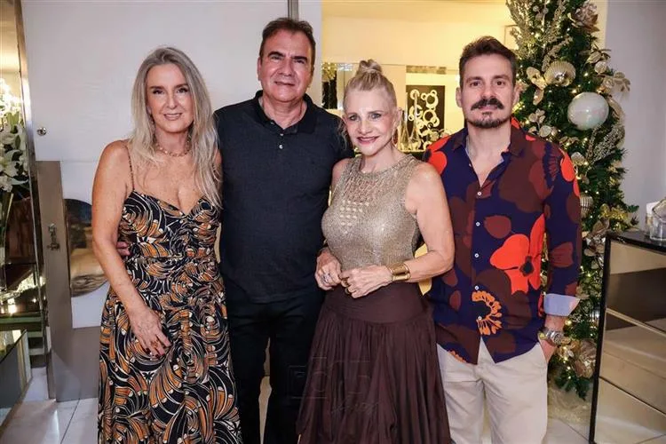 Simone Hartmann e Ricardo Ramalho armam jantar para Rosângela Dias