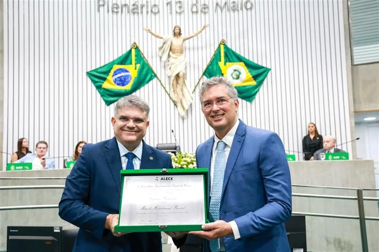 CEO do Beach Park, Murilo Pascoal, recebe o Título de Cidadão Cearense