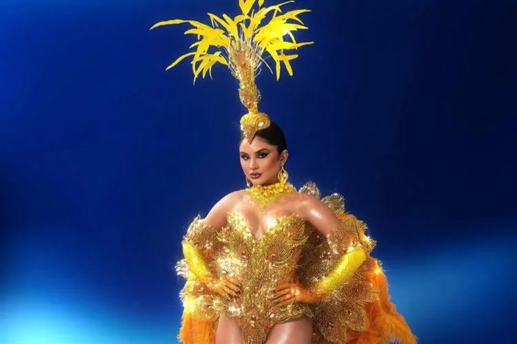 Mileide Mihaile vive noite especial na Cidade do Samba em minidesfile da Unidos da Tijuca