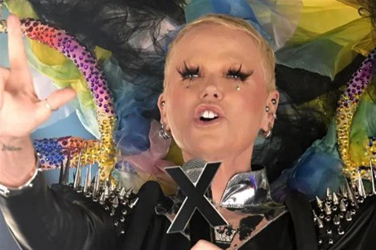 Xuxa anuncia start da última turnê da carreira