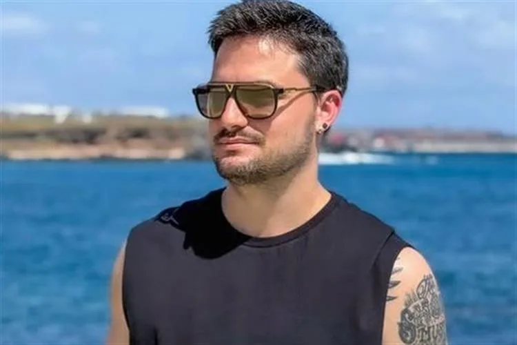 Felipe Neto abre o coração e desabafa sobre sua saúde mental