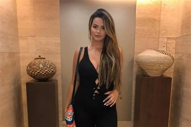 Filha de Kelly Key fala sobre distorção da imagem após emagrecer 26 kg: “Não aceitava”