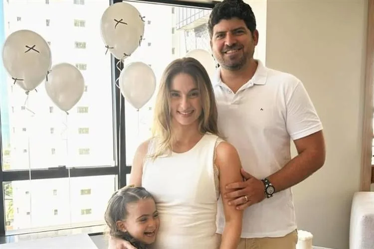 Laime e Lucas Câmara radiantes com a espera do filho Álvaro