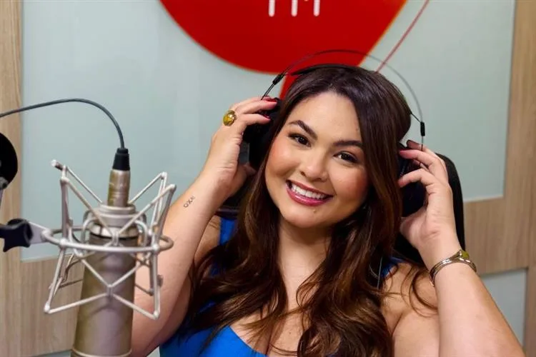 89 FM dispara e chega ao terceiro lugar de audiência