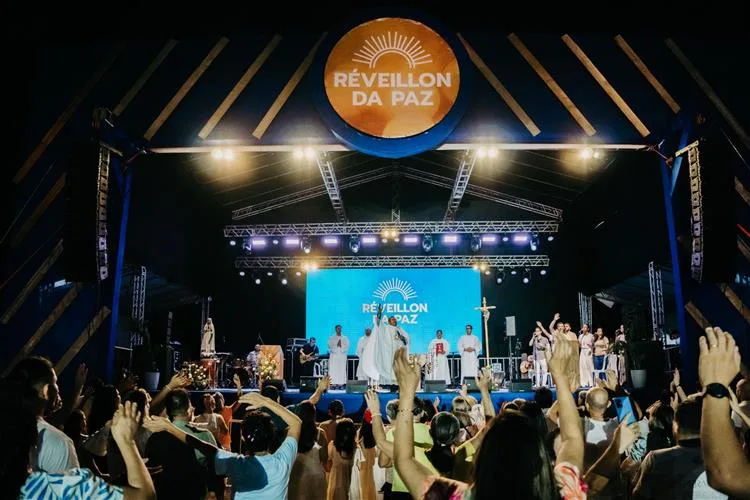 Com Adriana Arydes, Réveillon da Paz 2026 reúne fé, música e adoração no CEU, em Fortaleza
