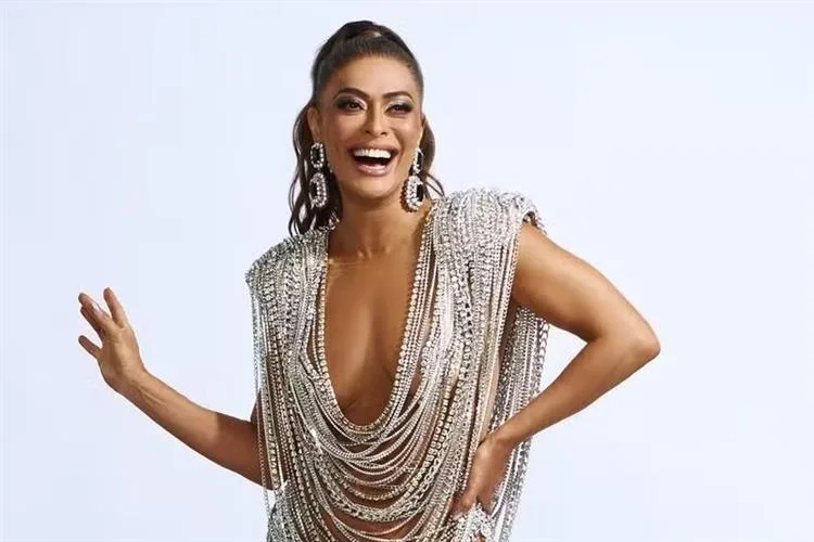 Juliana Paes entrega segredo para voltar ao Carnaval 2026 definida e cheia de energia