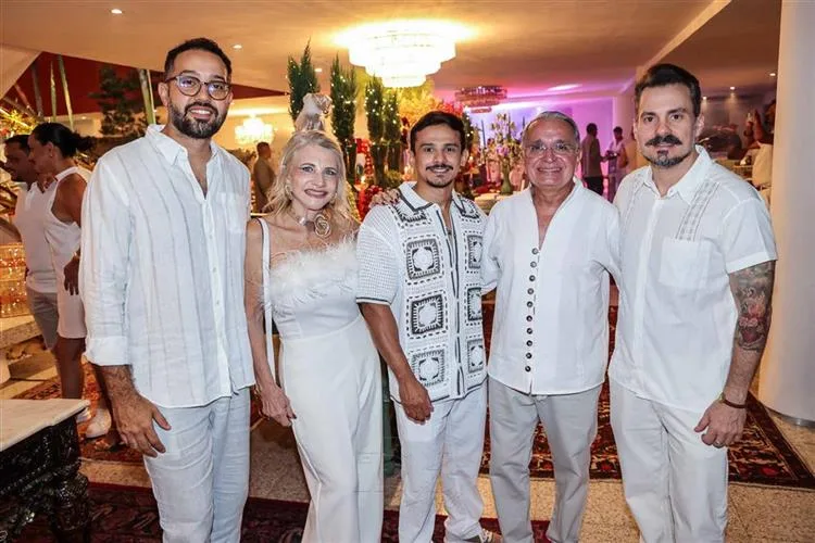 Confra dos Amigos reúne grupo nos tons da alegria e amizade em dose dupla