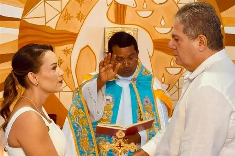 Tiana e Osmar Baquit selam união em cerimônia marcada por fé e emoção