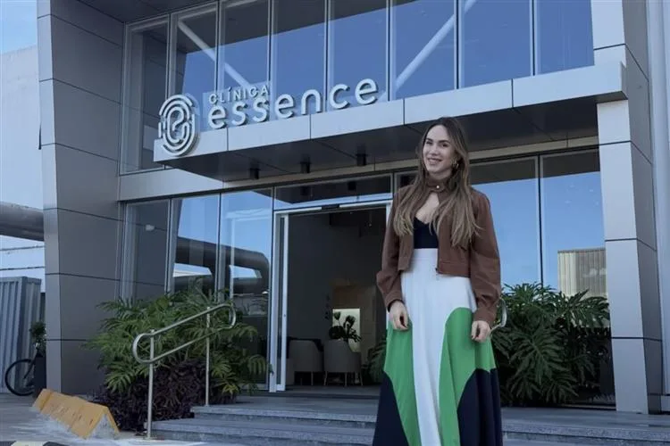 Dra. Renata Parente passa a integrar o corpo clínico da Clínica Essence