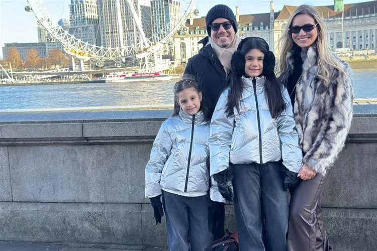 Aline e Andrei Aguiar curtem momentos felizes em Londres