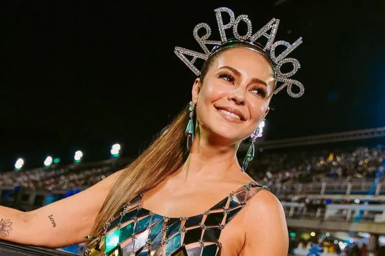 Paolla Oliveira segue como rainha de camarote e é confirmada no Carnaval 2026