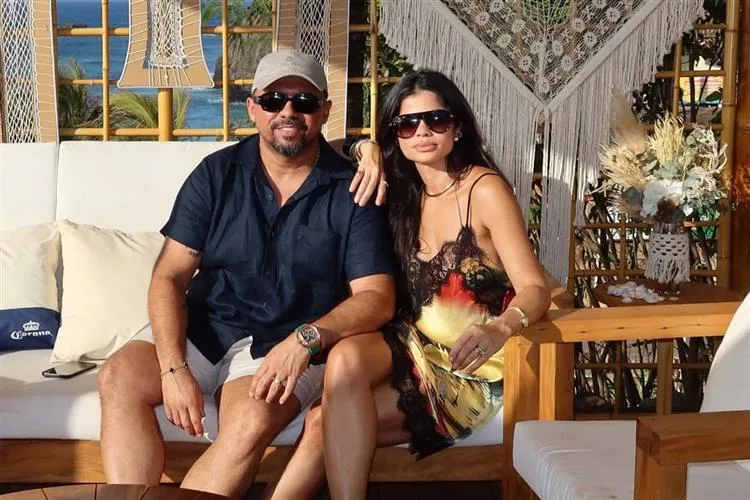 Isabele Temóteo e Xand Avião curtem dias em Fernando de Noronha com a família