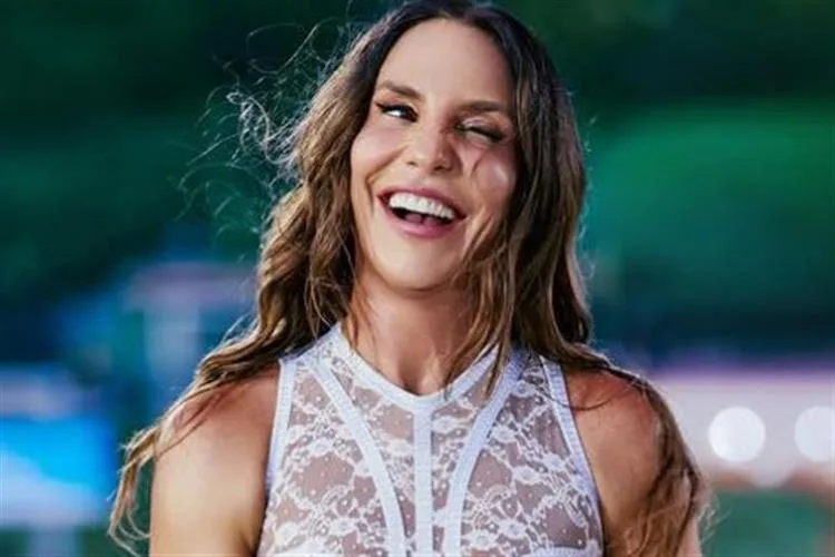 Ivete Sangalo confirma show da turnê Clareou em Fortaleza