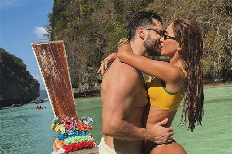 Alok e Romana Novais trocam beijos em passeio paradisíaco na Tailândia