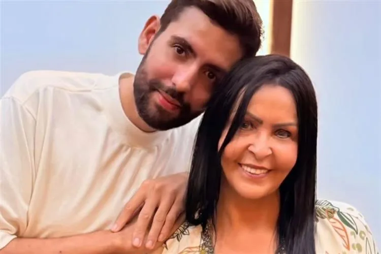 Cantora gospel Shirley Carvalhaes lamenta morte do filho