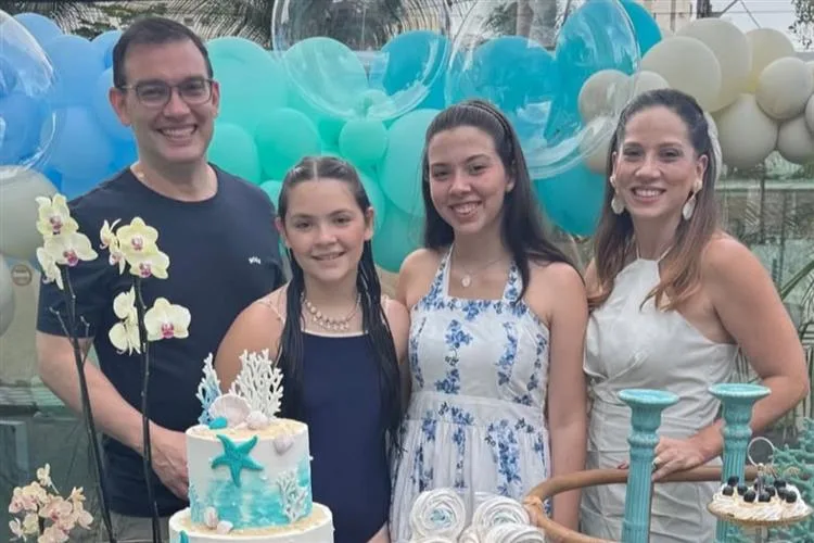 Ana Caroline e Leandro Dias festejaram os doze anos da filha Ana Cecília